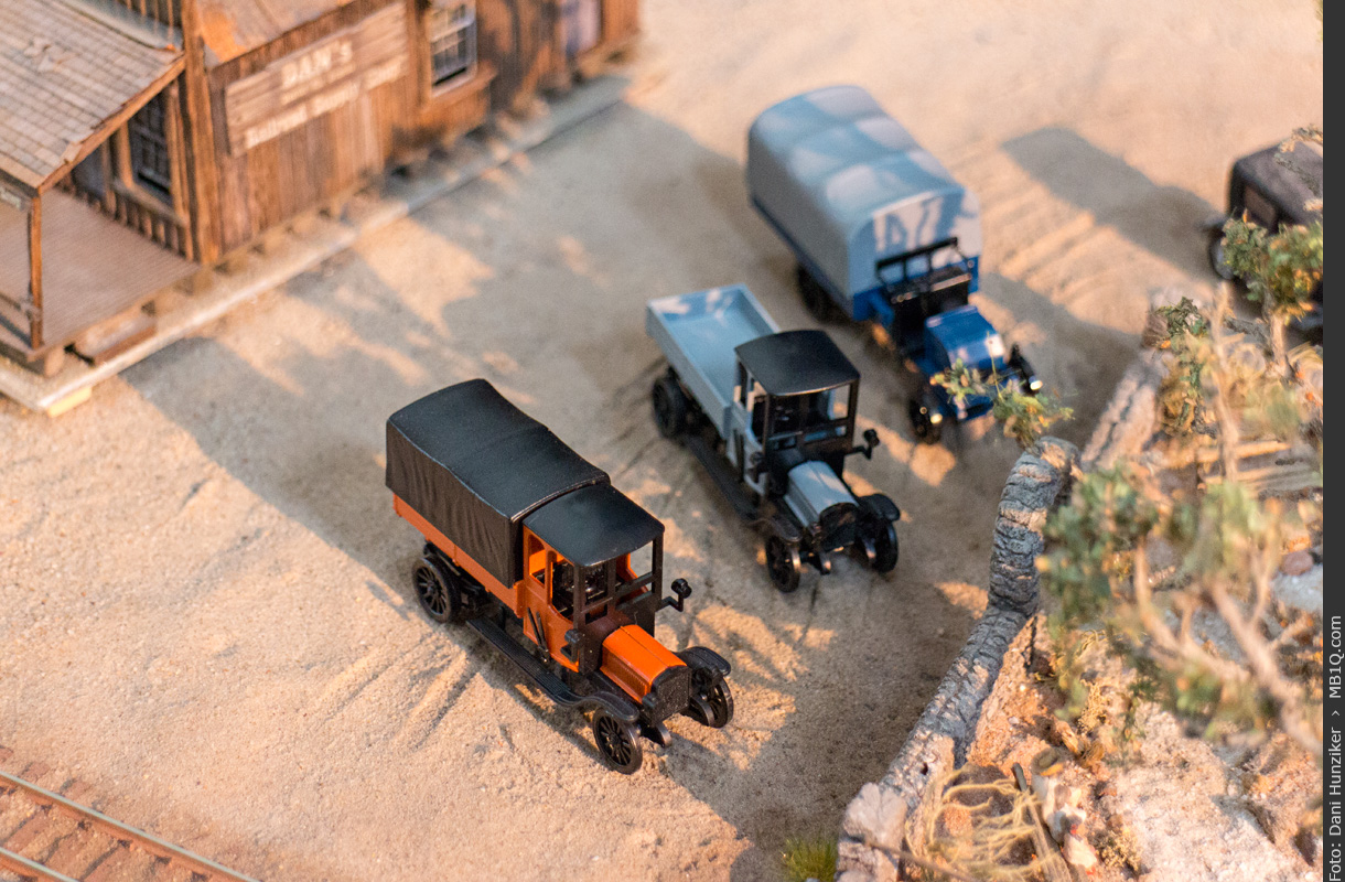 Drei Oldtimer-Lastwagen von Märklin