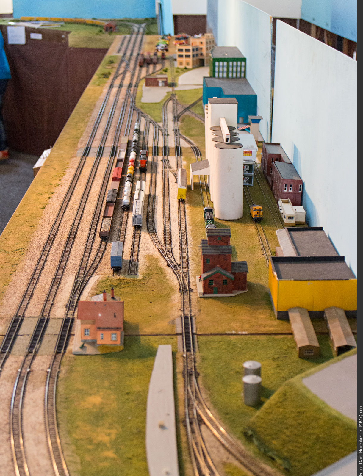 Langer US-Bahnhof in Spur N, NTRAK Swiss Division