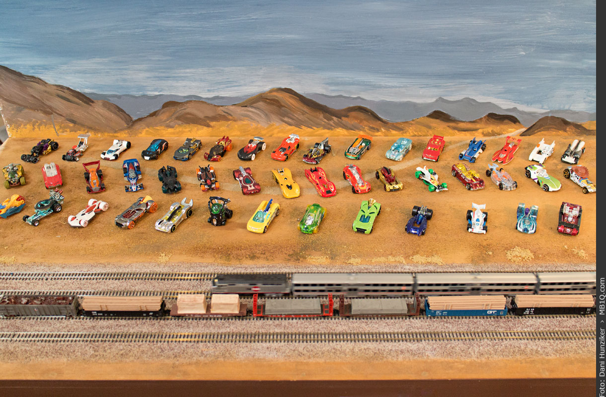 Autoausstellung in Spur N, NTRAK Swiss Division