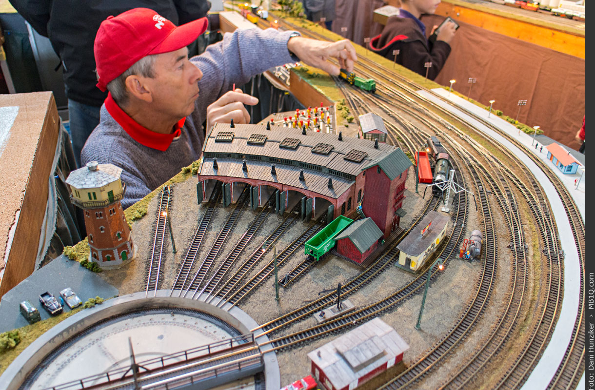 Bahnbetriebswerk in Spur N, NTRAK Swiss Division
