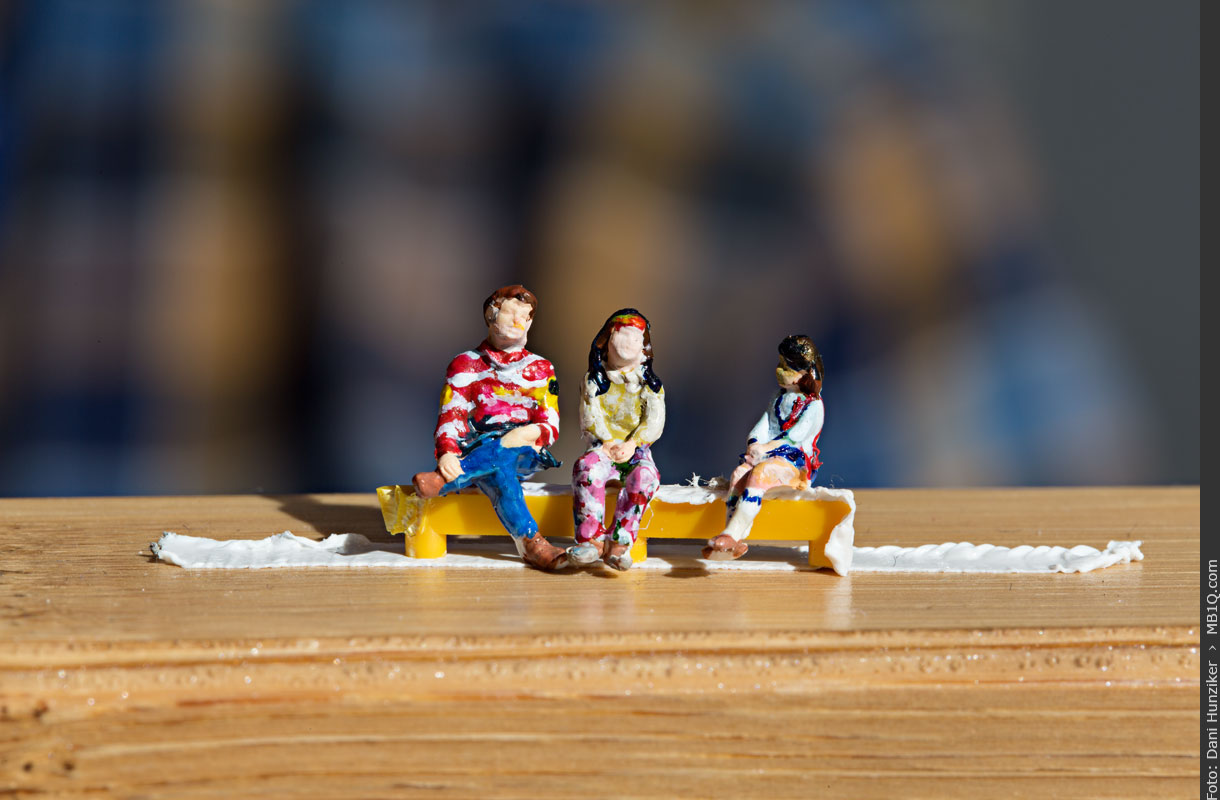 Von Hand bemalte H0-Figuren