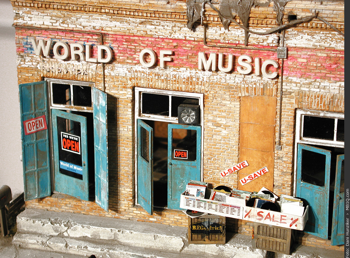 Record Shop «World of Music» • 1:48 • Primo A. Prile